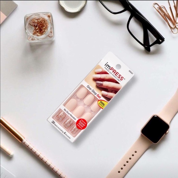 NEW imPRESS Matte Nude & Sparkling Glitter Nails - Picture 7 of 8